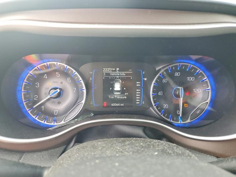 2022 CHRYSLER VOYAGER LX — Фото 9 из 13