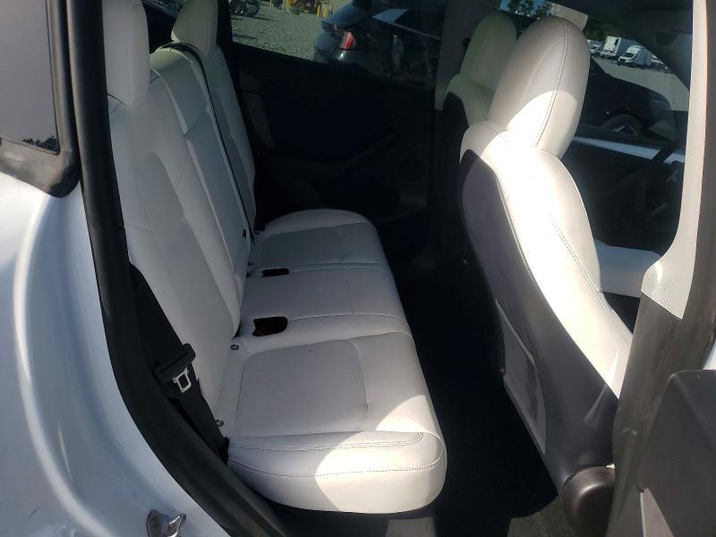 2022 TESLA MODEL Y — Фото 10 из 12