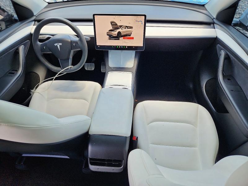 2022 TESLA MODEL Y — Фото 8 из 12
