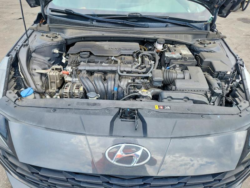 2022 HYUNDAI ELANTRA SEL — Фото 11 из 12