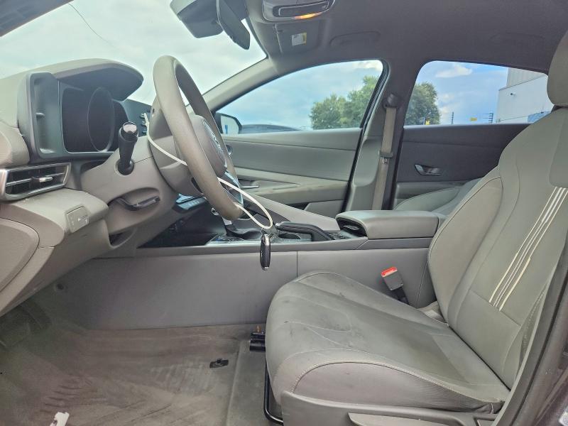 2022 HYUNDAI ELANTRA SEL — Фото 7 из 12