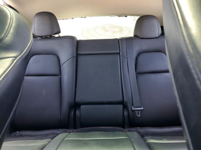 2022 TESLA MODEL Y — Фото 10 из 14