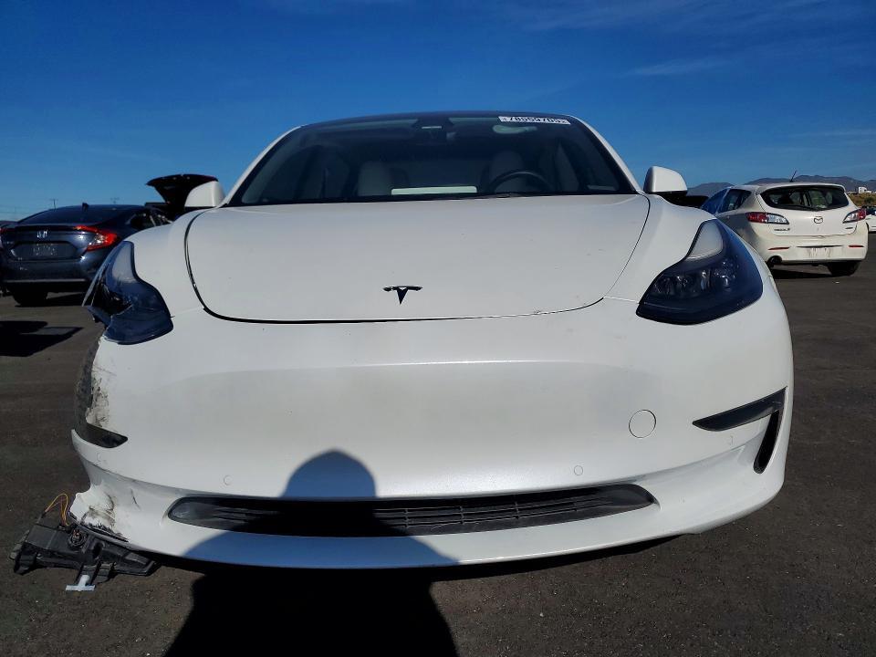 2022 TESLA MODEL 3 — Фото 5 из 12