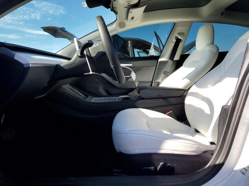 2022 TESLA MODEL 3 — Фото 7 из 12