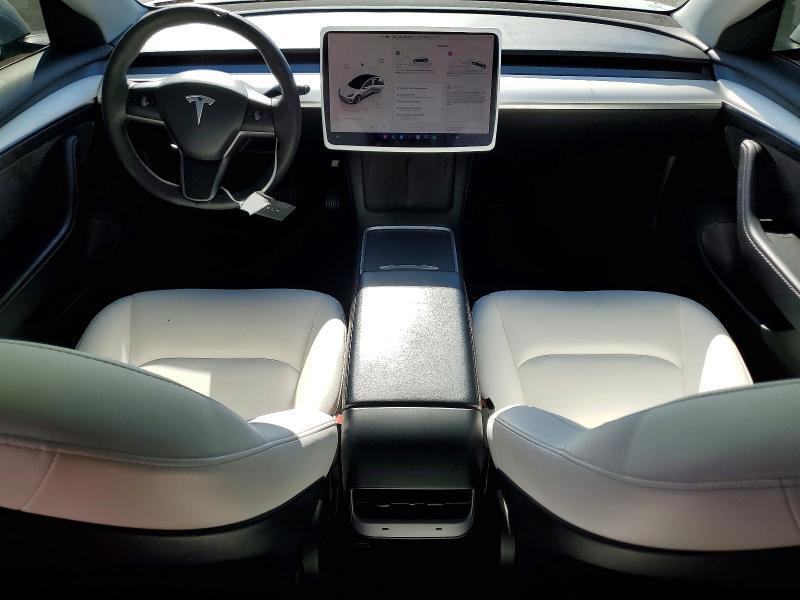 2022 TESLA MODEL 3 — Фото 8 из 12