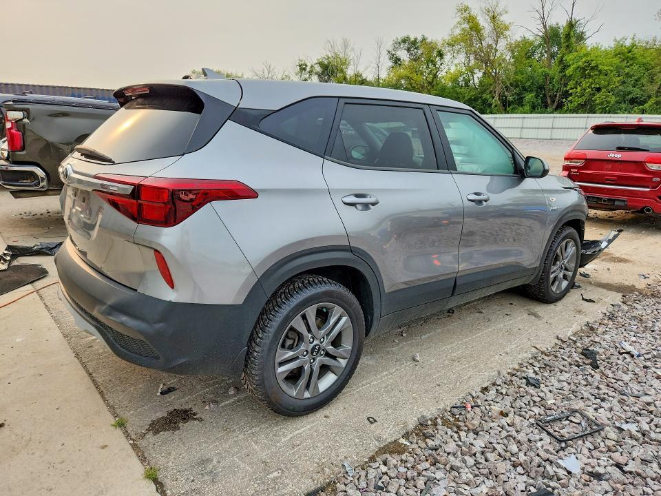 2021 KIA SELTOS LX — Фото 3 из 13