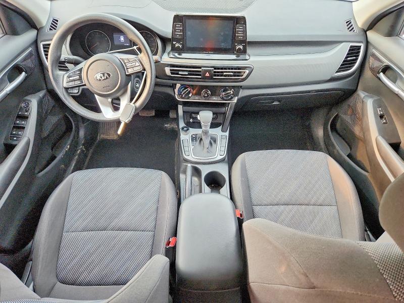 2021 KIA SELTOS LX — Фото 8 из 13