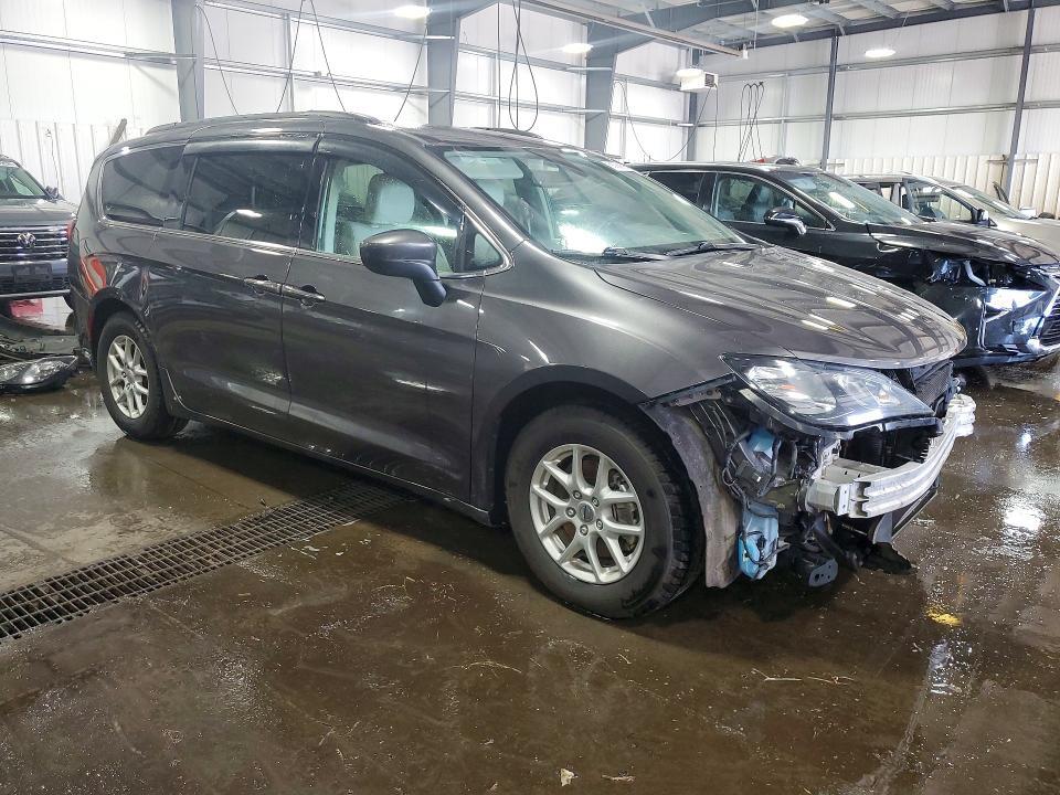 2C4RC1DG1MR520389 2021 CHRYSLER VOYAGER photo no. 4