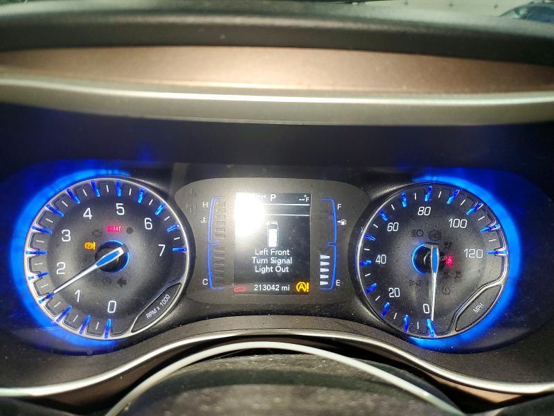 2C4RC1DG1MR520389 2021 CHRYSLER VOYAGER photo no. 9