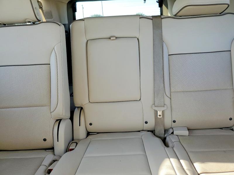 2021 GMC YUKON DENALI — Фото 10 из 13