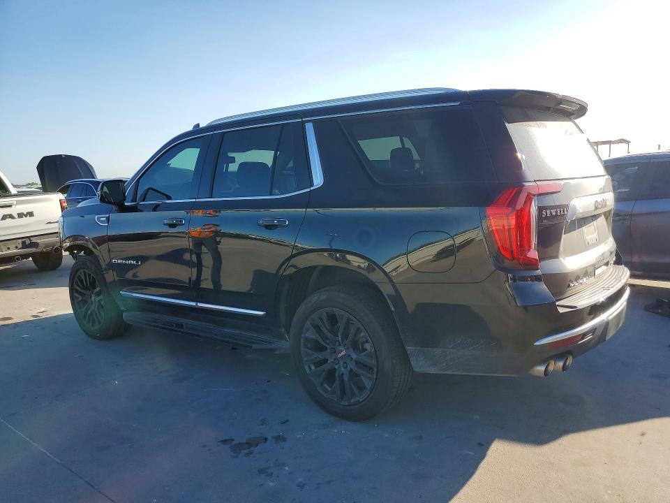 2021 GMC YUKON DENALI — Фото 2 из 13
