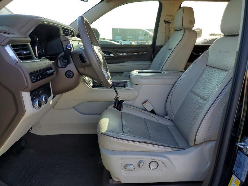 2021 GMC YUKON DENALI — Фото 7 из 13
