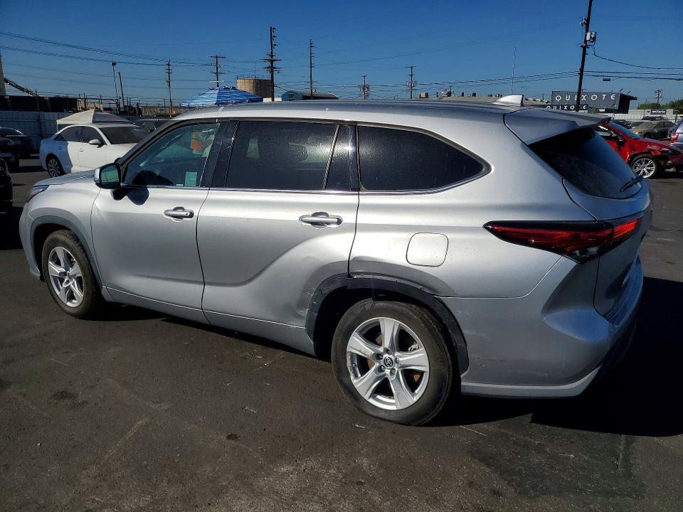 2021 TOYOTA HIGHLANDER LE — Фото 2 из 13