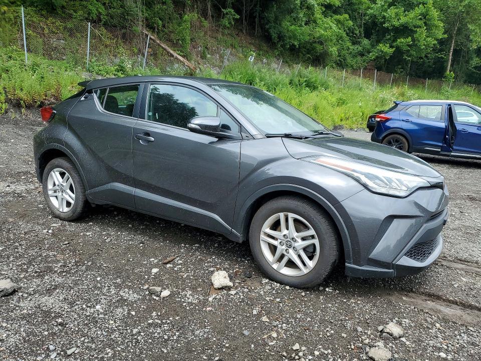 2020 TOYOTA C-HR LE — Фото 4 из 12