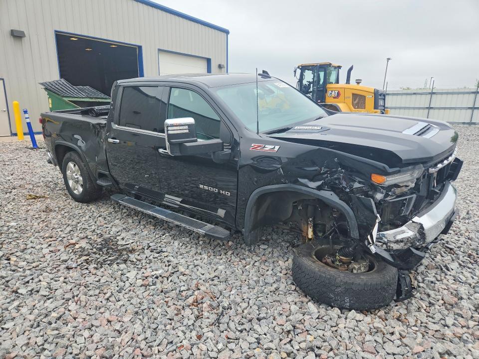 2020 CHEVROLET SILVERADO K2500 HEAVY DUTY LTZ — Фото 4 из 12