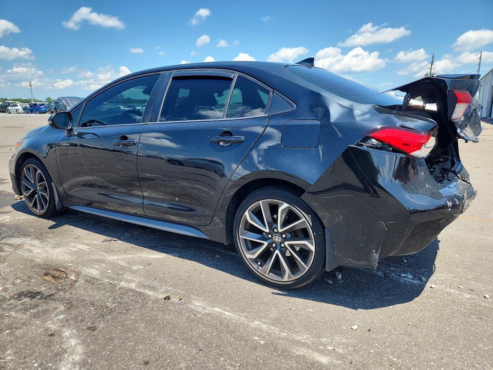 2020 TOYOTA COROLLA SE — Фото 2 из 12