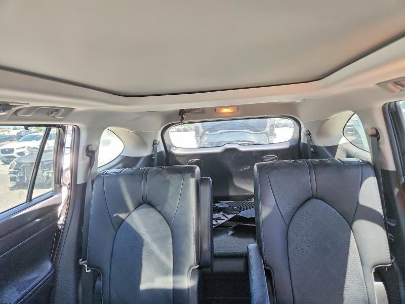 2020 TOYOTA HIGHLANDER PLATINUM — Фото 10 из 14