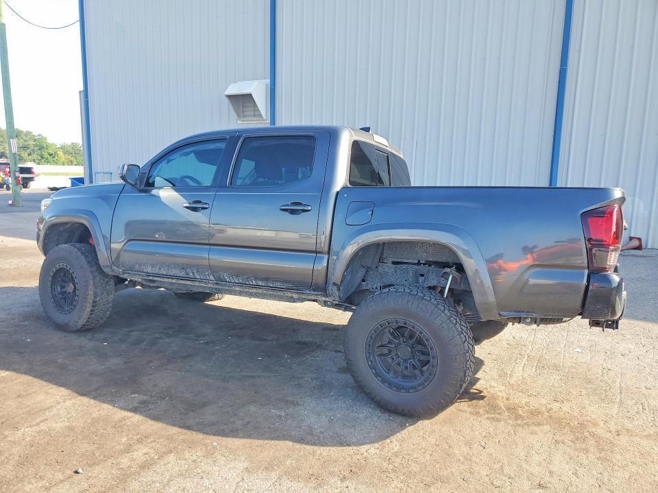 2020 TOYOTA TACOMA SR5 V6 — Фото 2 из 13