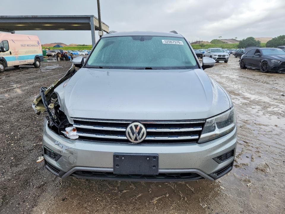 2020 VOLKSWAGEN TIGUAN SE — Фото 5 из 13