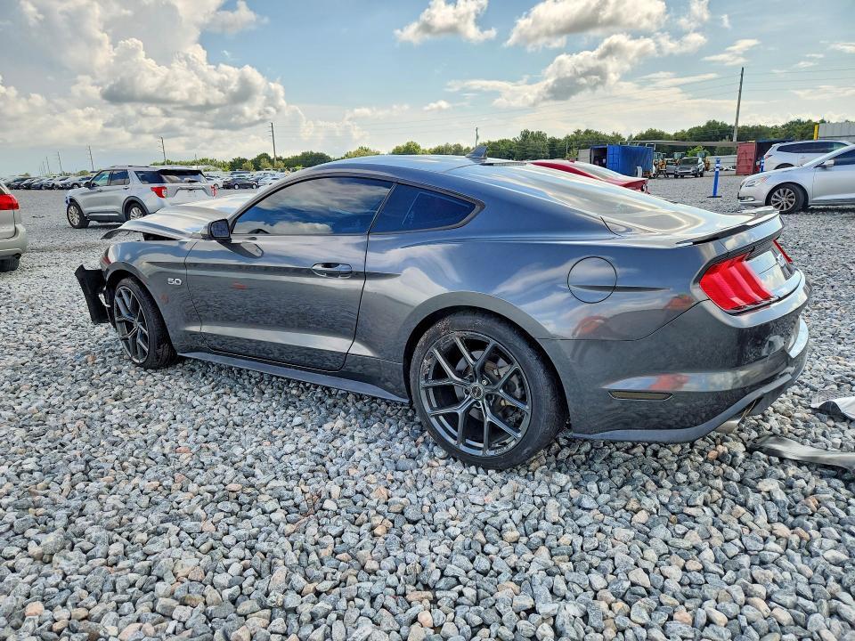 2020 FORD MUSTANG GT — Фото 2 из 13
