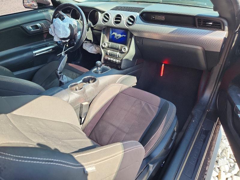 2020 FORD MUSTANG GT — Фото 8 из 13