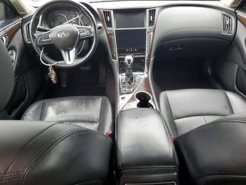 2019 INFINITI Q50 3.0T LUXE — Фото 8 из 12