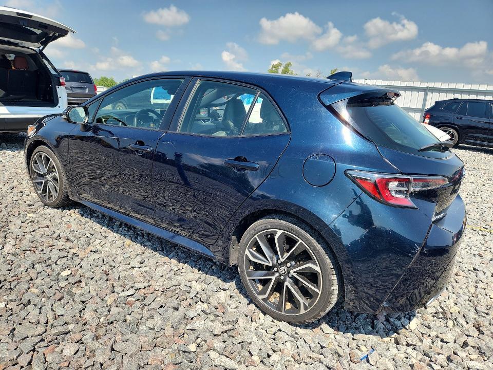 2019 TOYOTA COROLLA HATCHBACK XSE — Фото 2 из 12