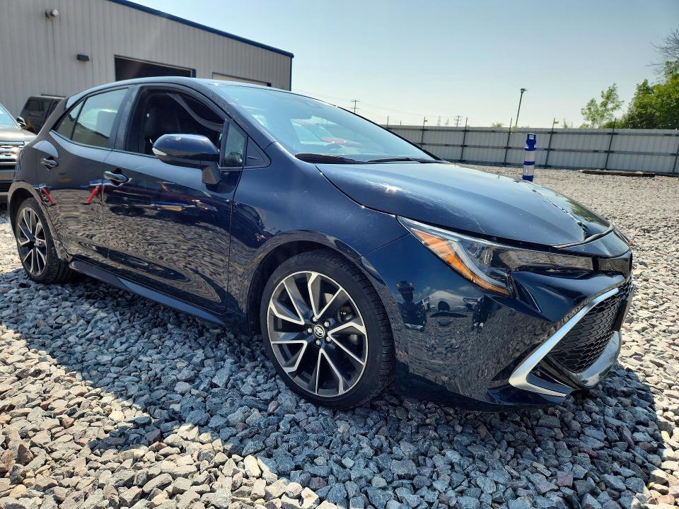 2019 TOYOTA COROLLA HATCHBACK XSE — Фото 4 из 12