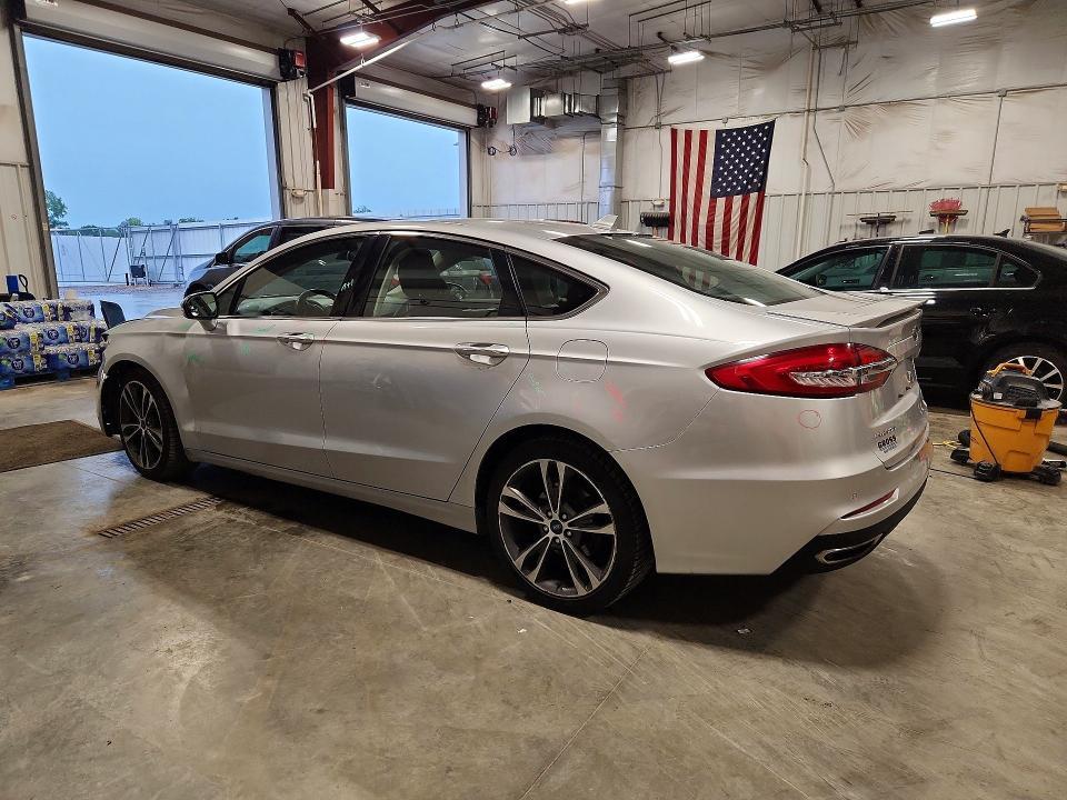 2019 FORD FUSION TITANIUM — Фото 2 из 12