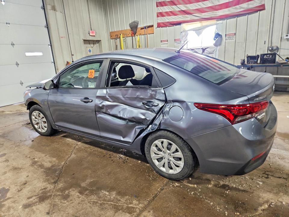 2019 HYUNDAI ACCENT SE — Фото 2 из 12