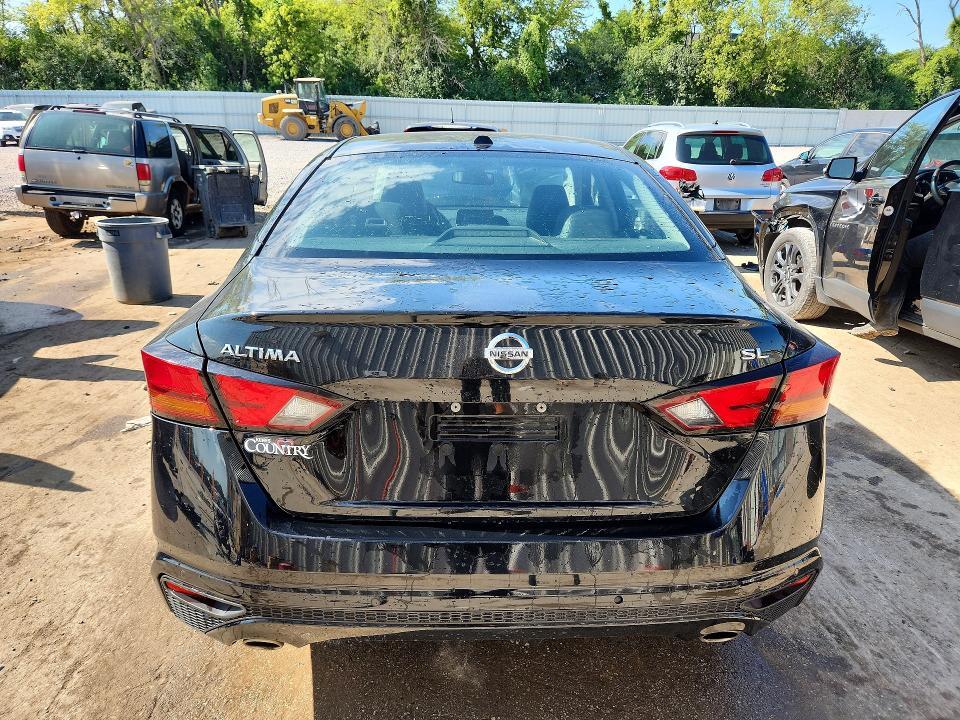 2019 NISSAN ALTIMA SL — Фото 6 из 12