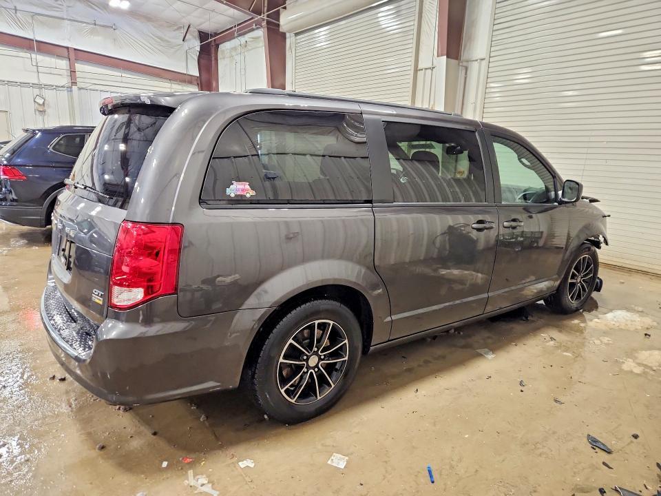 2019 DODGE GRAND CARAVAN GT — Фото 3 из 13