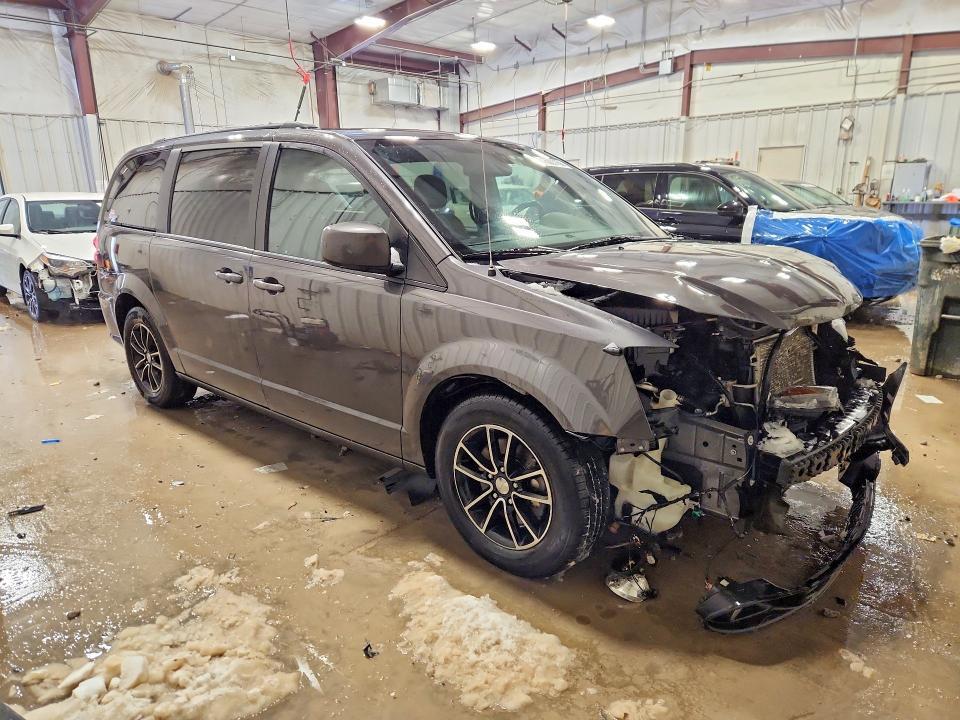 2019 DODGE GRAND CARAVAN GT — Фото 4 из 13