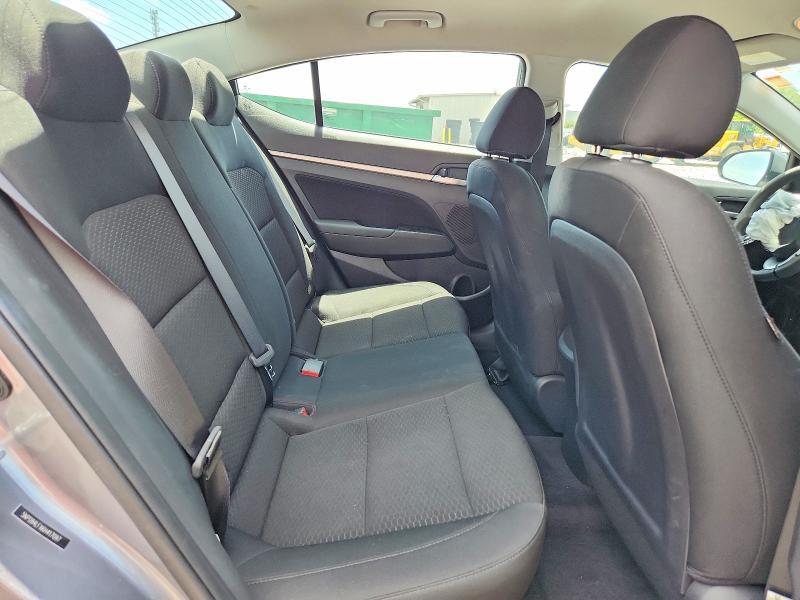 2019 HYUNDAI ELANTRA SEL — Фото 10 из 12