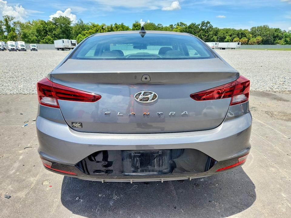 2019 HYUNDAI ELANTRA SEL — Фото 6 из 12