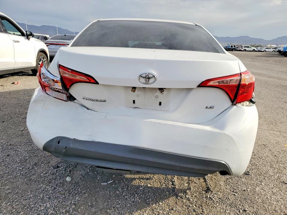 2019 TOYOTA COROLLA LE — Фото 6 из 12