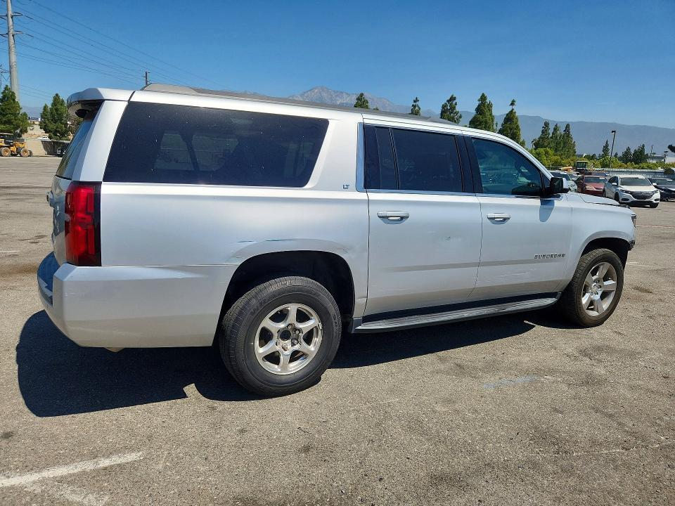2019 CHEVROLET SUBURBAN C1500 LT — Фото 3 из 14