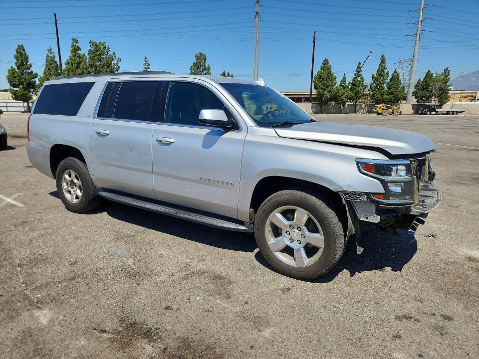 2019 CHEVROLET SUBURBAN C1500 LT — Фото 4 из 14