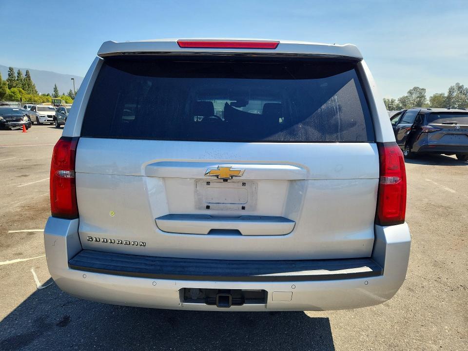 2019 CHEVROLET SUBURBAN C1500 LT — Фото 6 из 14