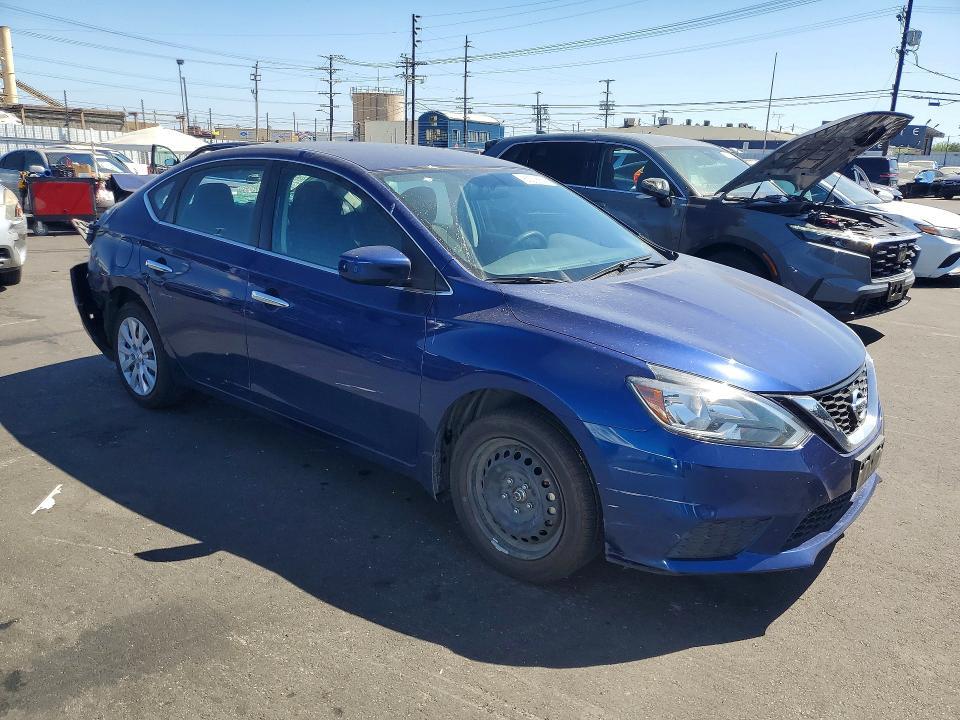2019 NISSAN SENTRA S — Фото 4 из 12