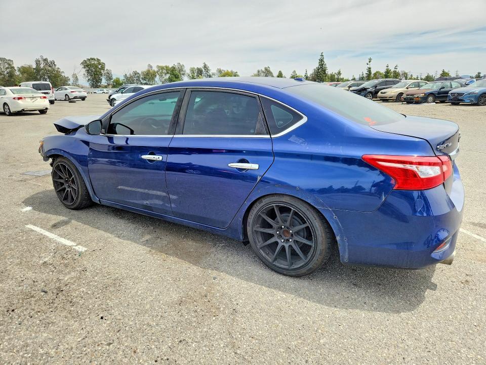 2019 NISSAN SENTRA SV — Фото 2 из 12