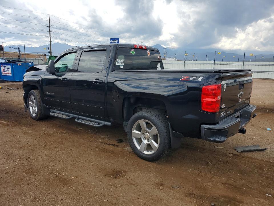 2018 CHEVROLET SILVERADO K1500 LT — Фото 2 из 12