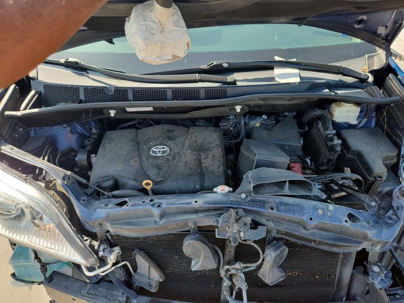 2018 TOYOTA SIENNA XLE 8-PASSENGER — Фото 12 из 13