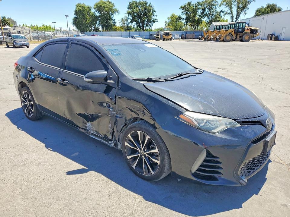 2018 TOYOTA COROLLA SE — Фото 4 из 12