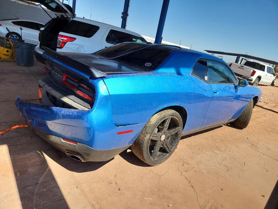 2018 DODGE CHALLENGER SXT — Фото 3 из 13