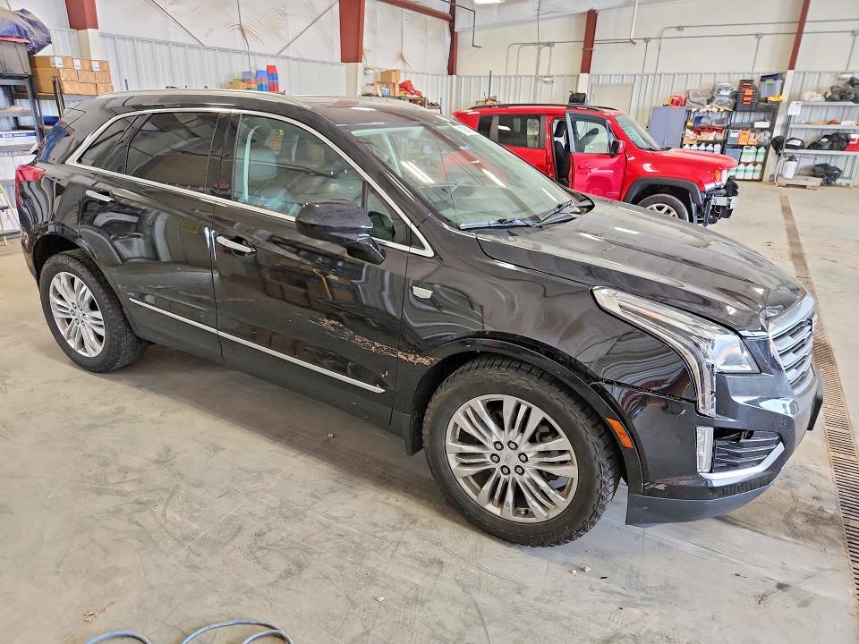 2017 CADILLAC XT5 PREMIUM LUXURY — Фото 4 из 13