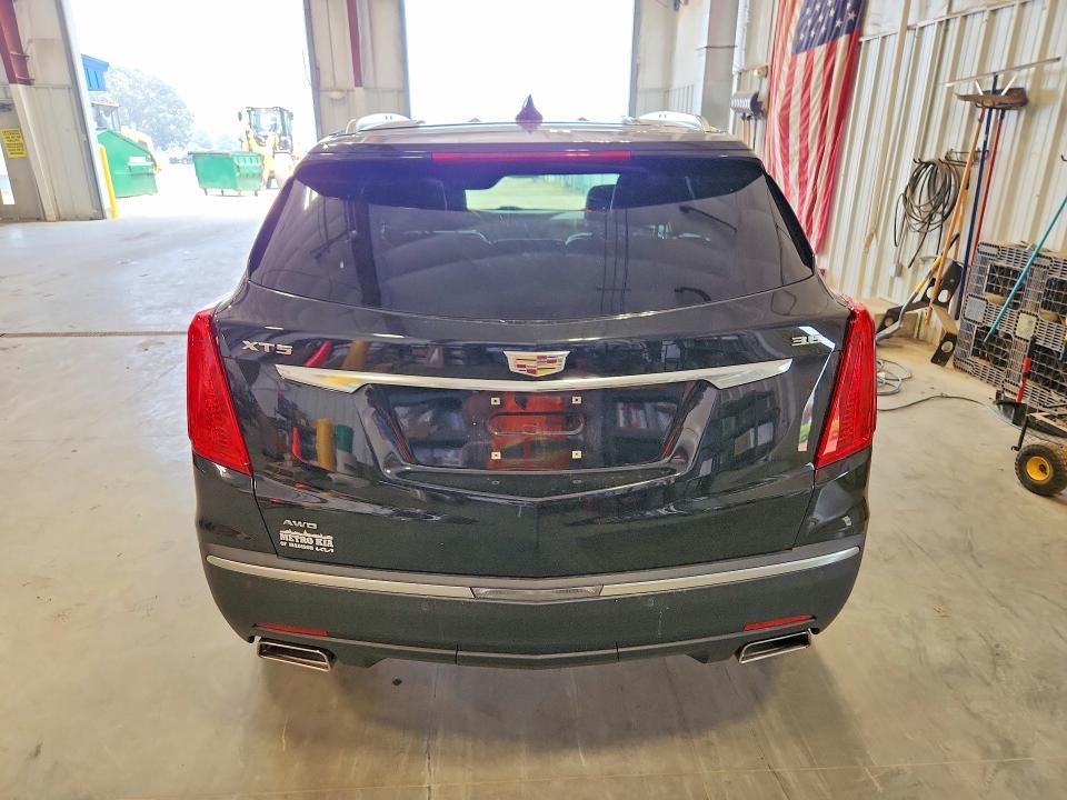 2017 CADILLAC XT5 PREMIUM LUXURY — Фото 6 из 13