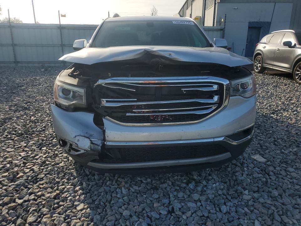 2017 GMC ACADIA SLT-1 — Фото 5 из 13