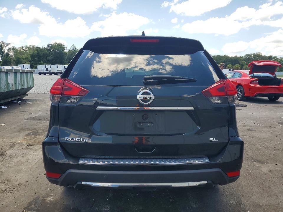2017 NISSAN ROGUE SV — Фото 6 из 14