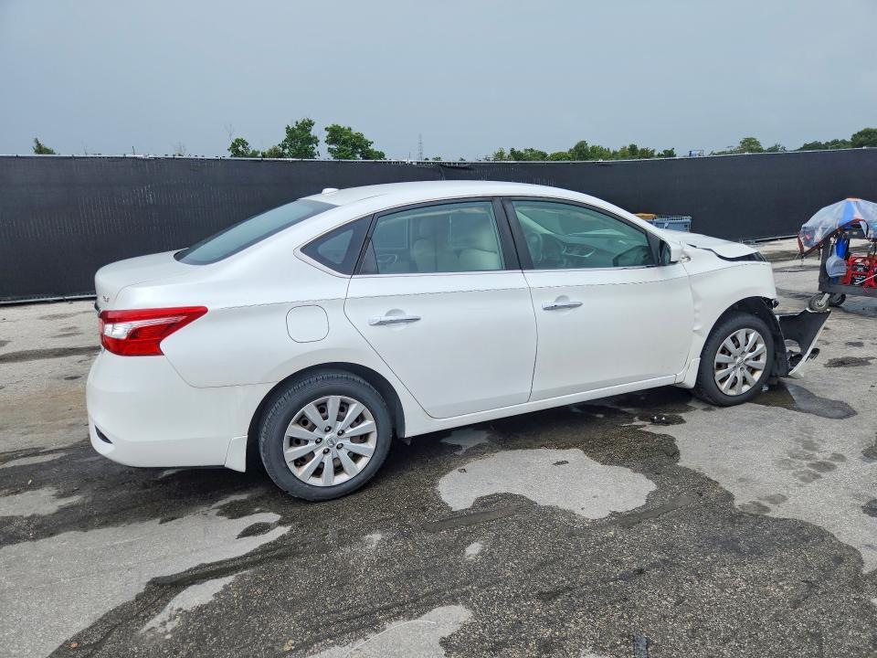 2017 NISSAN SENTRA SV — Фото 3 из 12